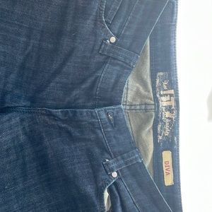 !iT jeans. 30 R Flare Jeans. Dark denim